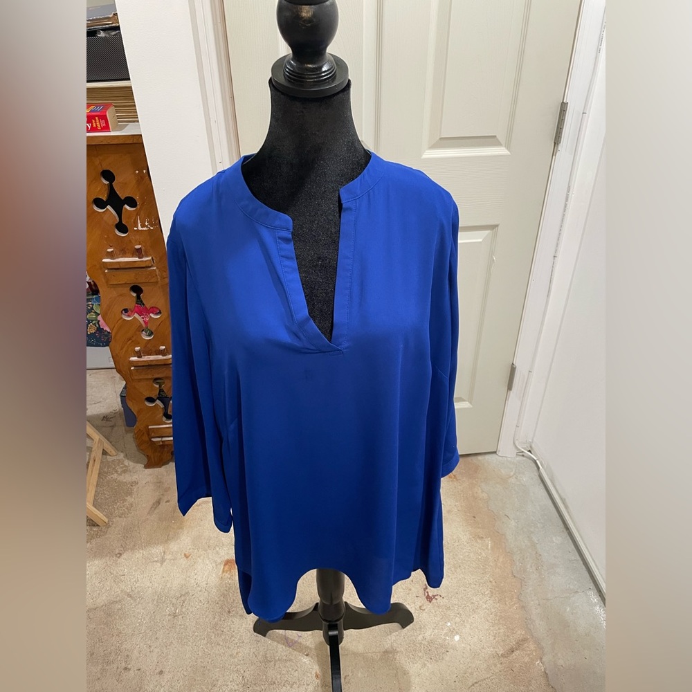 Elegant Blue Women's Top